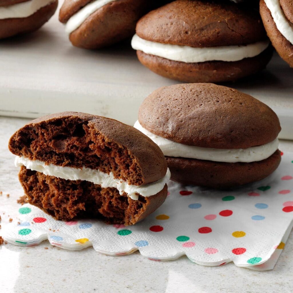Maine whoopie pies